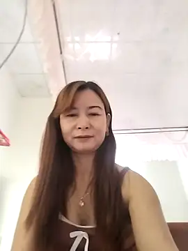 Snapshot of Sexy-ladyboobs20 chatting on 12-29-24, 01:34 Sexy-ladyboobs20 online show from 12-29-24, 01:34