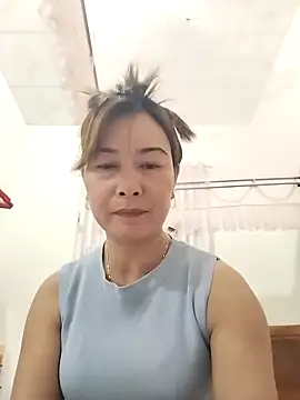 Snapshot of Sexy-ladyboobs20 chatting on 01-01-25, 12:11 Sexy-ladyboobs20 online show from 01-01-25, 12:11