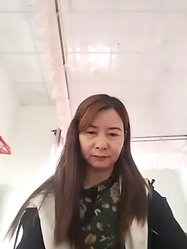 Snapshot of Sexy-ladyboobs20 chatting on 01-05-25, 01:35 Sexy-ladyboobs20 online show from 01-05-25, 01:35