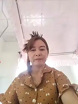 Snapshot of Sexy-ladyboobs20 chatting on 01-19-25, 05:05 Sexy-ladyboobs20 online show from 01-19-25, 05:05