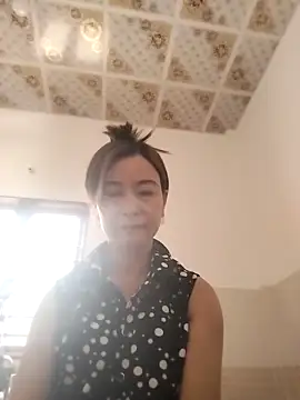 Snapshot of Sexy-ladyboobs20 chatting on 03-20-25, 05:02 Sexy-ladyboobs20 online show from 03-20-25, 05:02