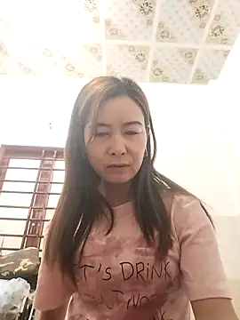 Snapshot of Sexy-ladyboobs20 chatting on 03-23-25, 12:36 Sexy-ladyboobs20 online show from 03-23-25, 12:36