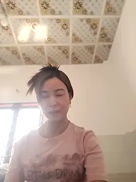 Snapshot of Sexy-ladyboobs20 chatting on 03-23-25, 05:00 Sexy-ladyboobs20 online show from 03-23-25, 05:00