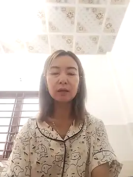 Snapshot of Sexy-ladyboobs20 chatting on 11-01-25, 01:40 Sexy-ladyboobs20 online show from 11-01-25, 01:40