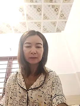 Sexy-ladyboobs20 online show from 11-08-25, 01:39