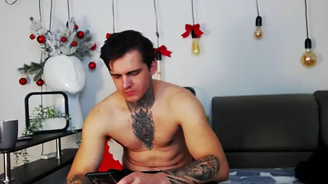 CarterCole online show from 12-28-24, 07:44