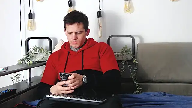 CarterCole online show from 02-02-25, 08:24