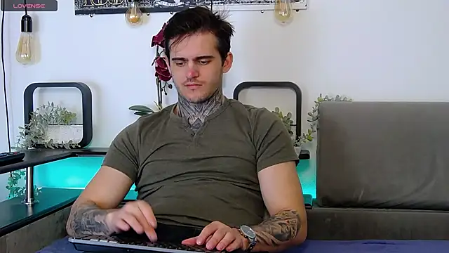 CarterCole online show from 03-08-25, 08:11