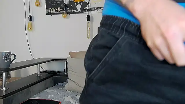 CarterCole online show from 12-17-25, 02:56