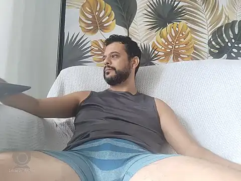 HornyBeachBoyBR online show from 01-31-25, 01:34