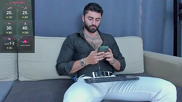 Snapshot of RawAdam chatting on 12-10-24, 09:55 RawAdam online show from 12-10-24, 09:55