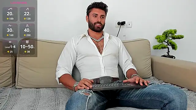 Snapshot of RawAdam chatting on 09-26-25, 12:42 RawAdam online show from 09-26-25, 12:42