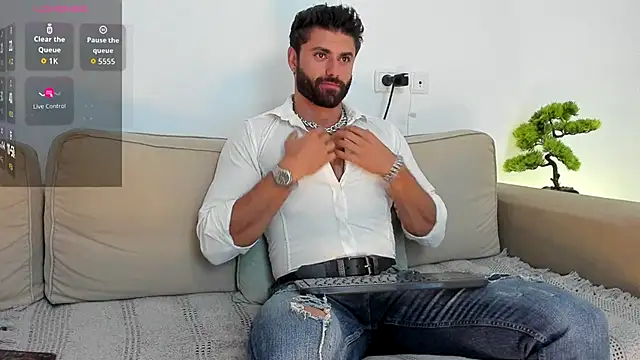 Snapshot of RawAdam chatting on 10-01-25, 08:15 RawAdam online show from 10-01-25, 08:15