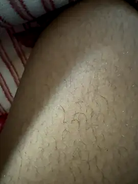 Snapshot of Manu005 chatting on 09-18-25, 06:10 Manu005 online show from 09-18-25, 06:10