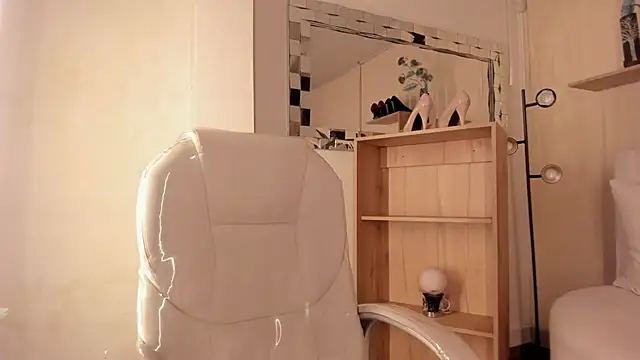 Snapshot of Vic_beckeer chatting on 01-03-25, 10:20 Vic beckeer online show from 01-03-25, 10:20