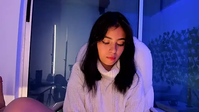 Snapshot of Vic_beckeer chatting on 02-08-25, 07:59 Vic beckeer online show from 02-08-25, 07:59