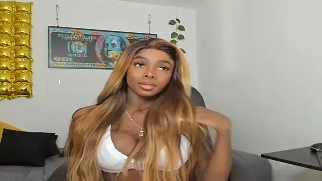 Snapshot of Georginaxx chatting on 12-06-24, 04:06 Georginaxx online show from 12-06-24, 04:06