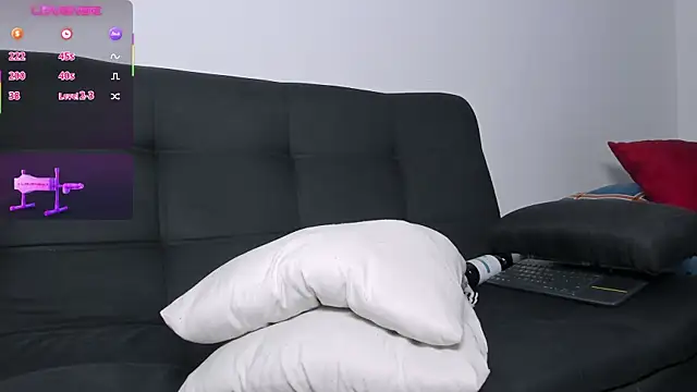 Jerry woolley online show from 11-26-25, 02:29