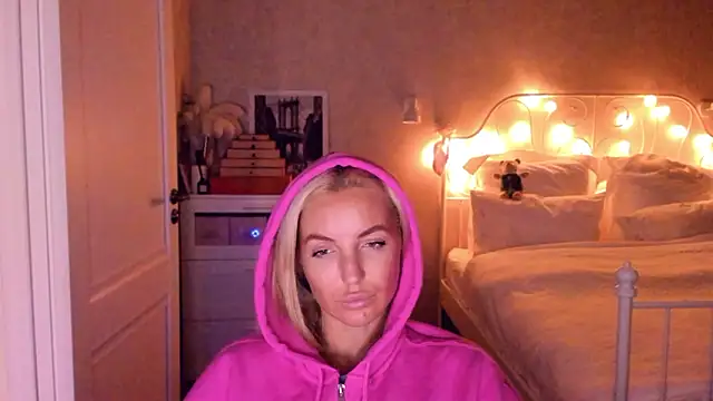 aestetick online show from 01-18-26, 09:51