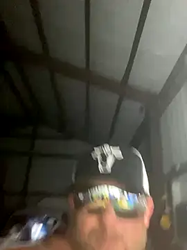 Snapshot of rocket8669 chatting on 10-16-25, 04:46 rocket8669 online show from 10-16-25, 04:46