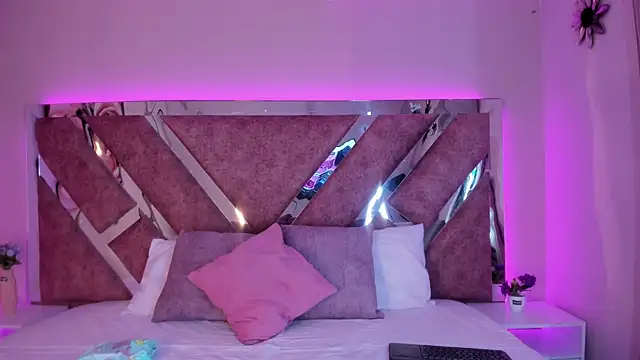 AmmyJones  online show from 03-13-25, 07:39