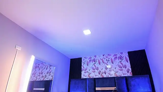 AmmyJones  online show from 09-12-25, 07:14