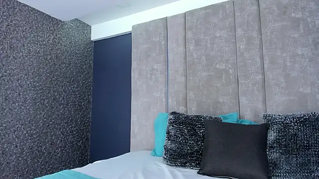 AmmyJones  online show from 04-08-26, 07:14