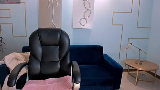 Snapshot of VeronicaCruz_ chatting on 03-16-25, 10:33 VeronicaCruz online show from 03-16-25, 10:33