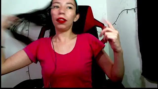 catalina colombia online show from 03-21-25, 02:40