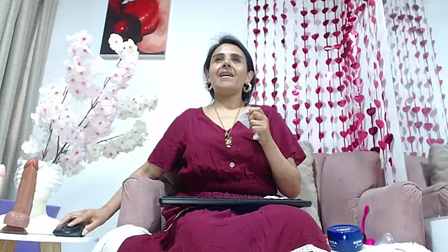  Marcela   online show from 02-10-25, 12:29