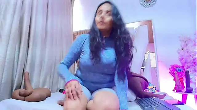  Marcela   online show from 11-19-25, 12:27