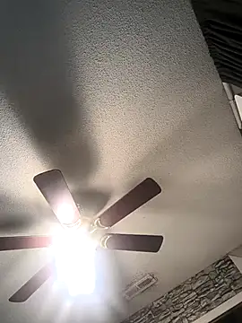 ImCarolinaCutiexxx online show from 10-22-25, 12:22