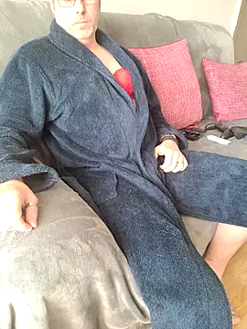 JulianJ50 online show from 11-20-25, 01:22