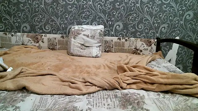 DennisXCaroll online show from 02-19-25, 09:03