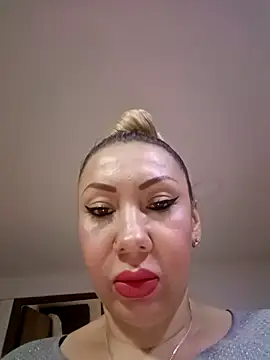 coral smitth online show from 11-16-25, 06:35