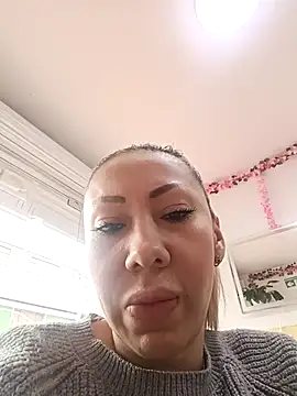 coral smitth online show from 03-18-26, 06:00