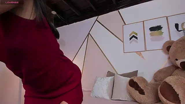 Snapshot of cate_martinez chatting on 12-25-24, 04:44 cate martinez online show from 12-25-24, 04:44