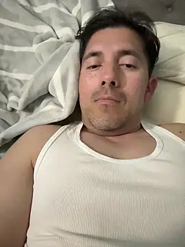 Snapshot of Papilobo12 chatting on 03-23-25, 03:54 Papilobo12 online show from 03-23-25, 03:54