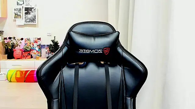 Sm0ly online show from 10-23-25, 01:27