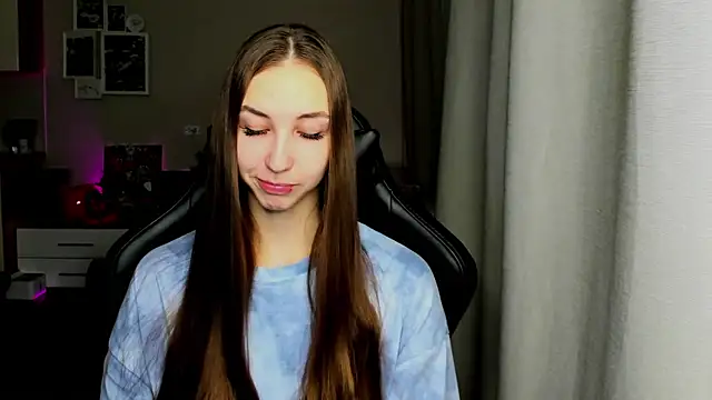 Sm0ly online show from 12-04-25, 02:54