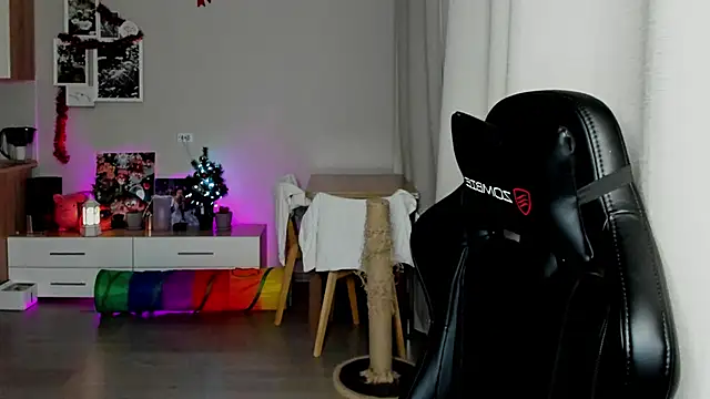 Sm0ly online show from 01-12-26, 02:28