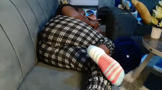 leslysexygirl online show from 03-22-25, 11:21