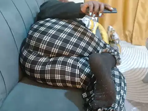 leslysexygirl online show from 11-05-25, 05:18