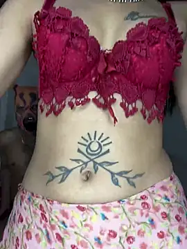 Suhu love online show from 12-25-24, 06:19