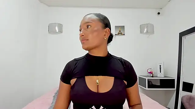 Snapshot of Pandora_gu chatting on 03-18-25, 08:15 Pandora gu online show from 03-18-25, 08:15