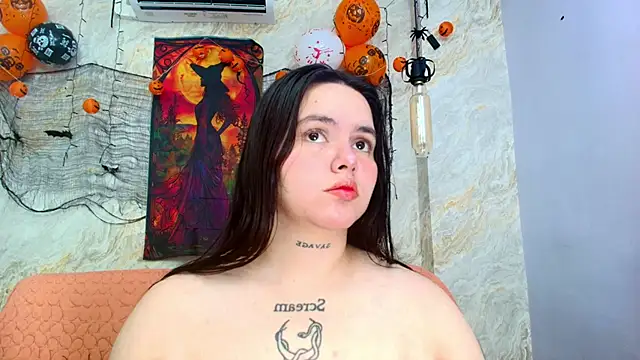 Snapshot of Mia_candy_0 chatting on 11-05-25, 12:05 Mia candy 0 online show from 11-05-25, 12:05