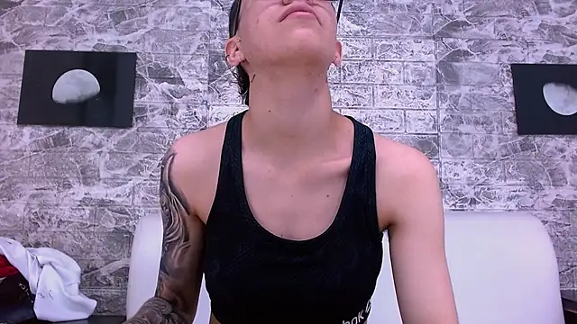 Cutie Shy  online show from 12-04-25, 06:16