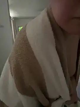 lolitalamasbonita01 online show from 02-10-25, 09:36