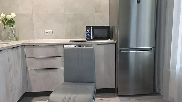 Snapshot of Cinderella____ chatting on 12-26-24, 04:53 Cinderella online show from 12-26-24, 04:53