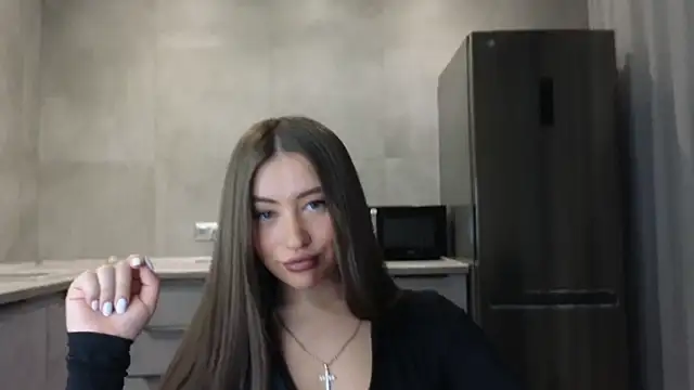 Snapshot of Cinderella____ chatting on 02-21-25, 07:32 Cinderella online show from 02-21-25, 07:32